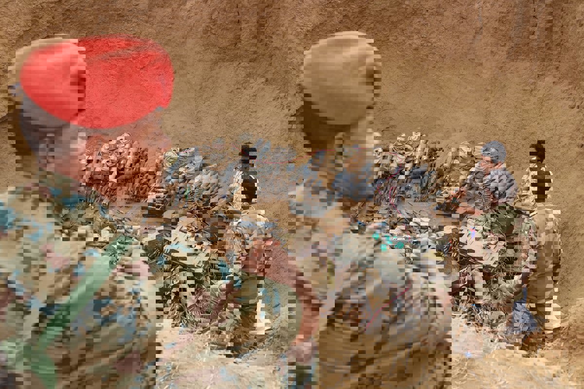 بعد أن جرفتها السيول.. الألغام تُهدّد حياة اليمنيين