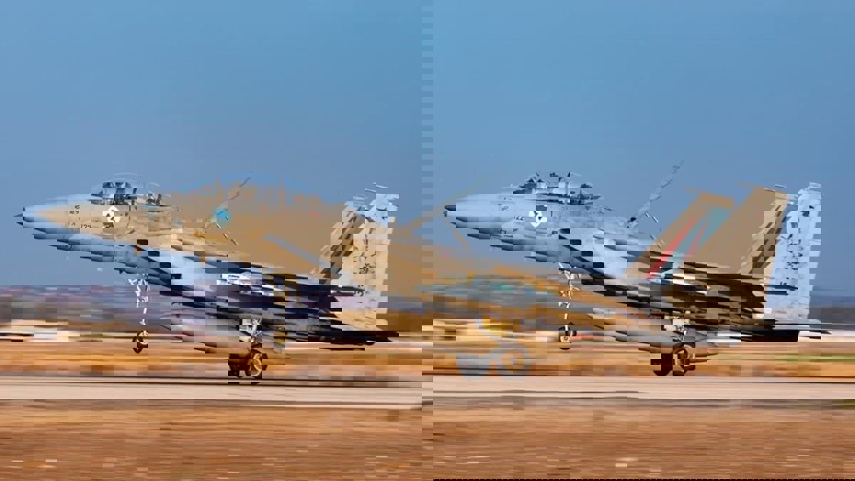 تقرير: إسرائيل استهدفت "صواريخ إيرانية دقيقة" في دمشق