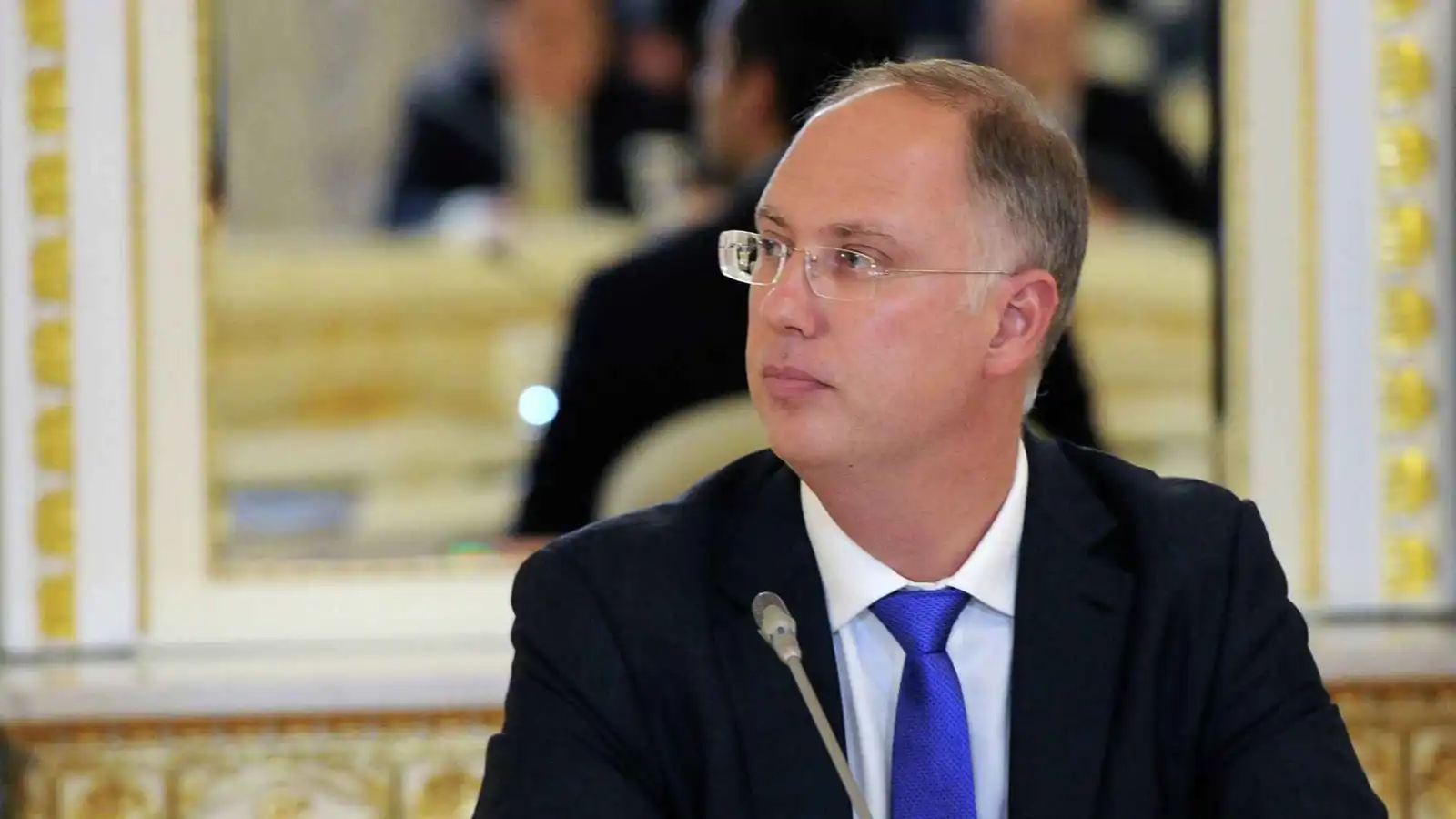 فضحت "الدولة العميقة".. مبعوث بوتين يشكر الاستخبارات الأمريكية