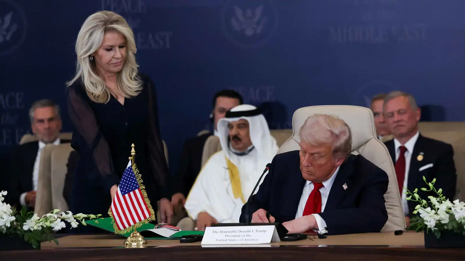 الحسم في واشنطن لا في الكنيست.. نتنياهو منزعج من "سيطرة" ترامب على اتفاق غزة