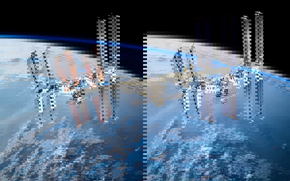 مركبة شحن روسية تلتحم بنجاح مع محطة الفضاء الدولية