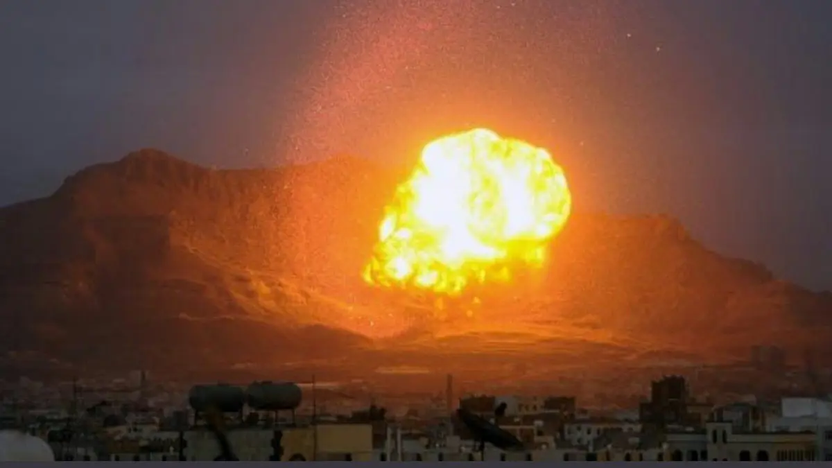 التحالف العربي يدمر 5 مواقع دفاع جوي ومخزنًا للصواريخ البالستية في صنعاء