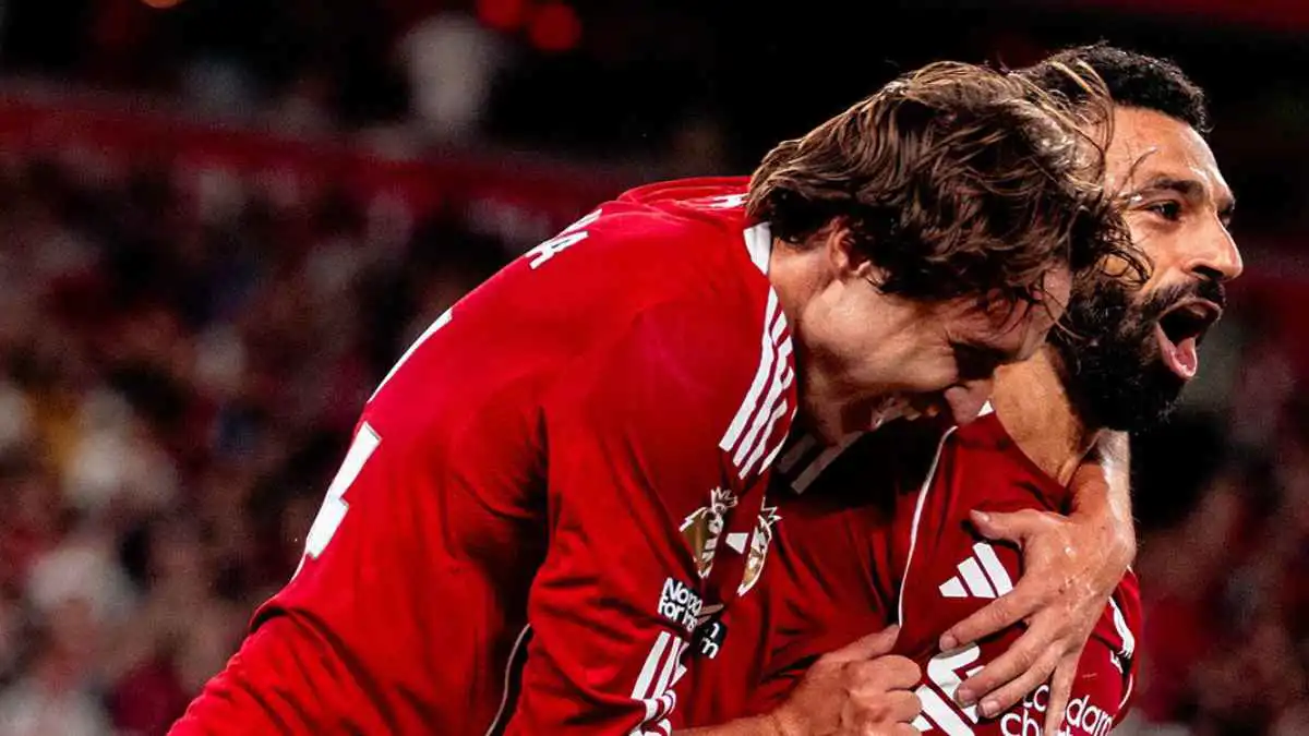 هدية "معشوق الجماهير" لمحمد صلاح