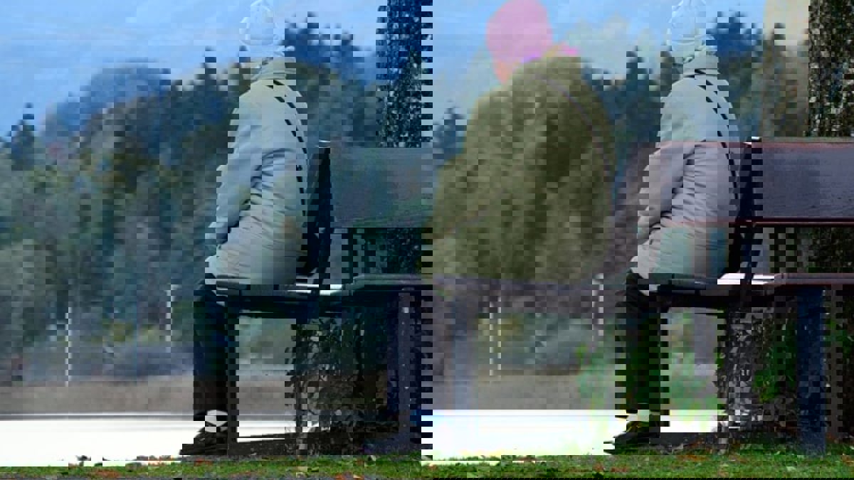 "متقدمة عن السرطان".. اجتماع العزلة مع السمنة يرفع معدل الوفاة