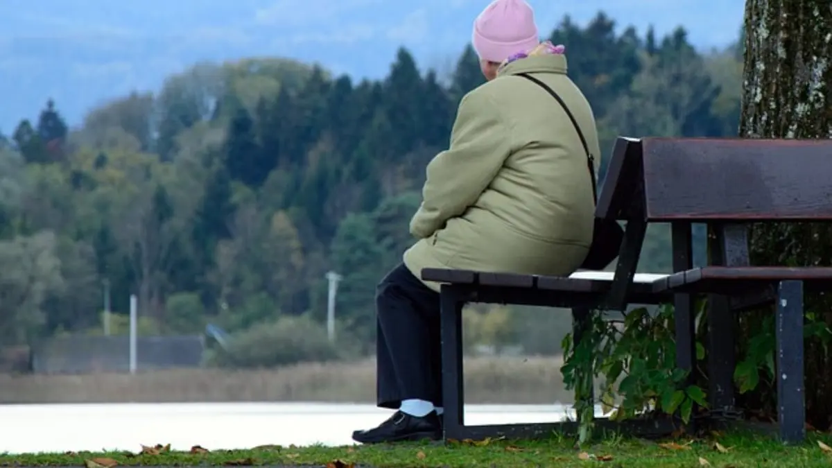 "متقدمة عن السرطان".. اجتماع العزلة مع السمنة يرفع معدل الوفاة