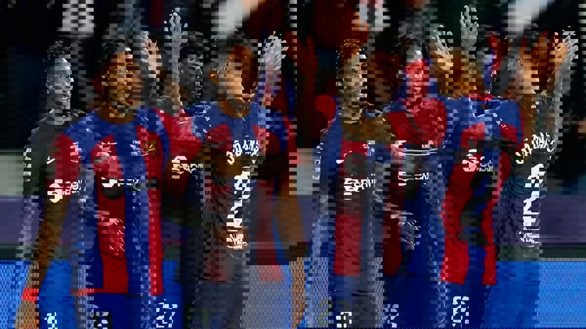 كيف يؤثر فوز أتلانتا بالدوري الأوروبي على تصنيف برشلونة بدوري الأبطال؟