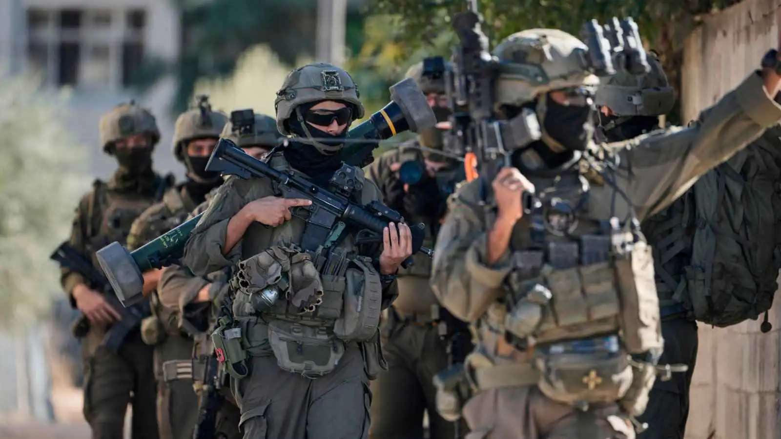 صحيفة عبرية تكشف تفاصيل عملية "خمسة أحجار" في الضفة الغربية