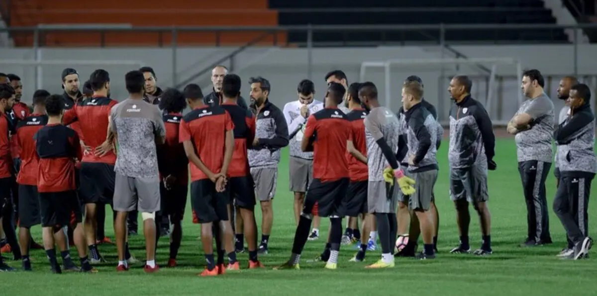 هل هدد سامي الجابر بالرحيل عن الشباب السعودي؟