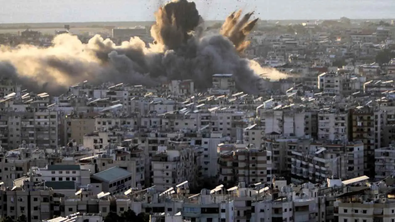 إسرائيل تهدد مجدداً بقصف "برج البراجنة" في ضاحية ‎بيروت (صور)