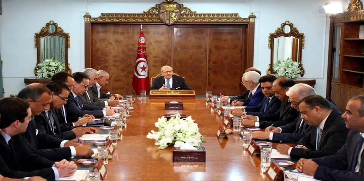 لسد الشغور الوزاري.. بدء المشاورات مع الأحزاب بشأن تعديل الحكومة التونسية