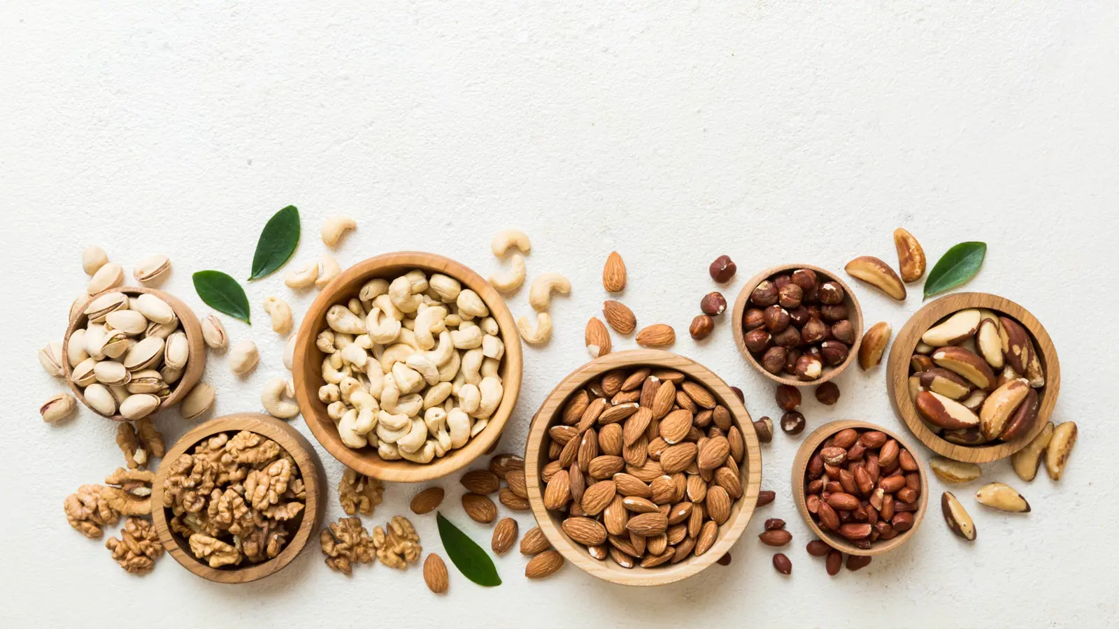 المكسرات.. وجبة خفيفة غنية بالبروتين والألياف