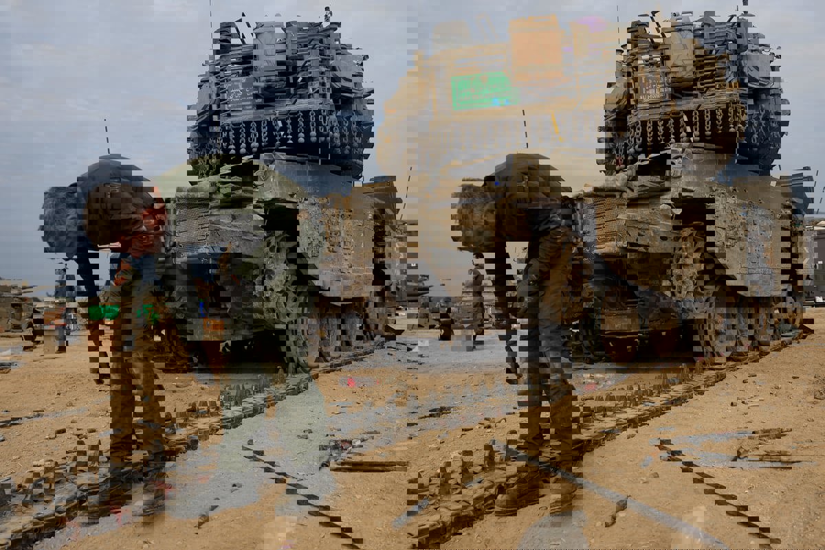 "عملية مركبة" تستهدف الجيش الإسرائيلي في مخيم الشابورة برفح