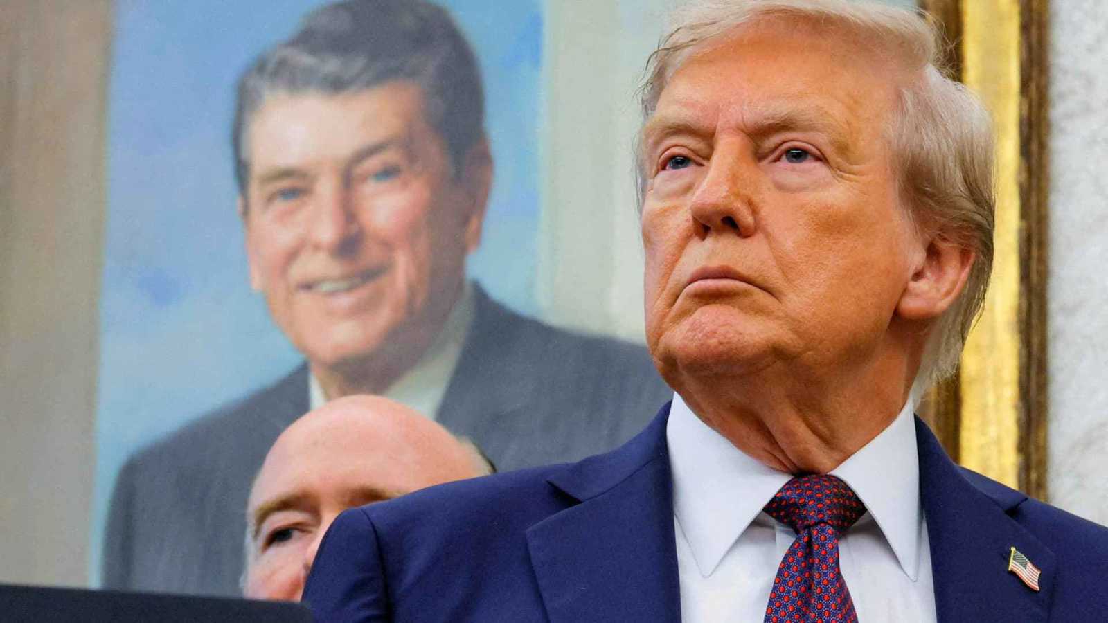 "خطير وعدائي".. ترامب يعاقب كندا بسبب إعلان ريغان