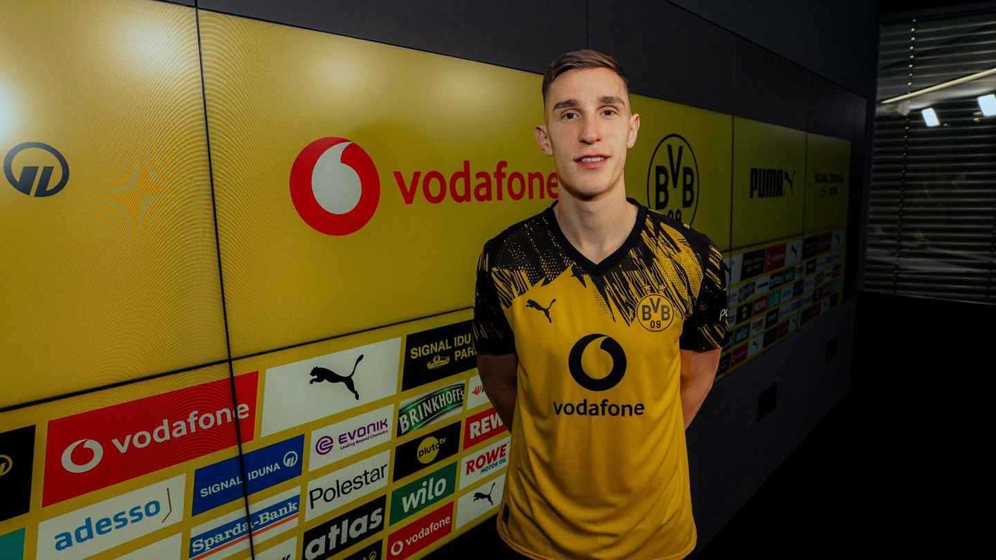 نجم بروسيا دورتموند يصدم ريال مدريد 