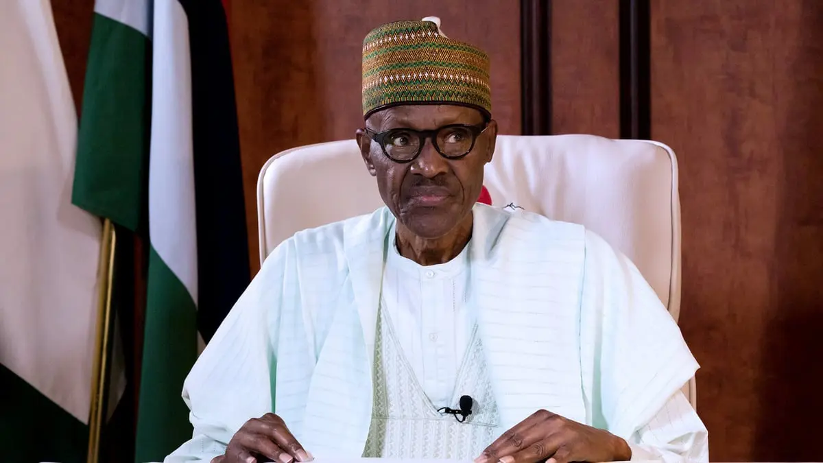 مسلحون ينصبون كمينا لموكب يتقدم الرئيس النيجيري بخاري