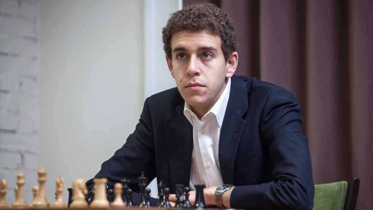 حاصل على لقب "أستاذ كبير".. وفاة لاعب الشطرنج دانييل ناروديتسكي بعمر 29 عاما