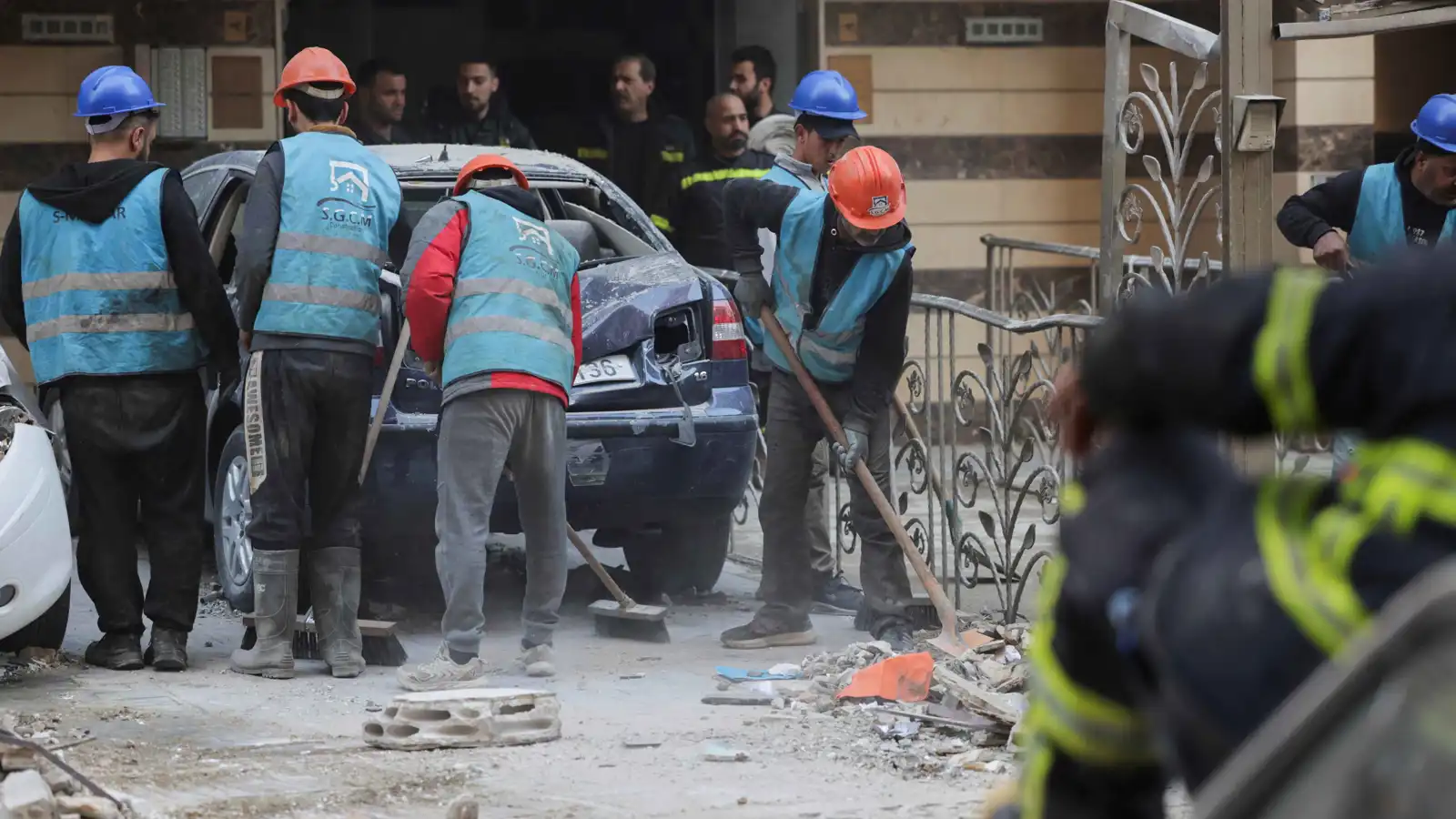 "خديعة الليطاني".. هل تدفع الدولة اللبنانية "الثمن" وليس حزب الله؟