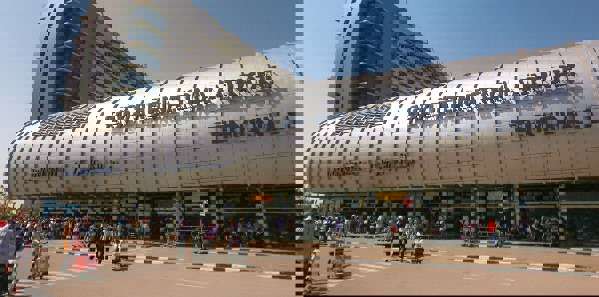 الحبس لـ11 متهمًا في أزمة انقطاع الكهرباء عن مطار القاهرة