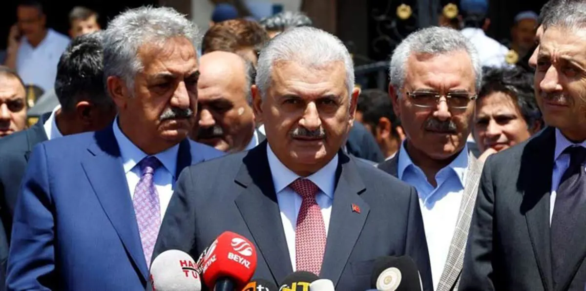 تركيا توقف 81 ألف موظف عن العمل منذ محاولة الانقلاب