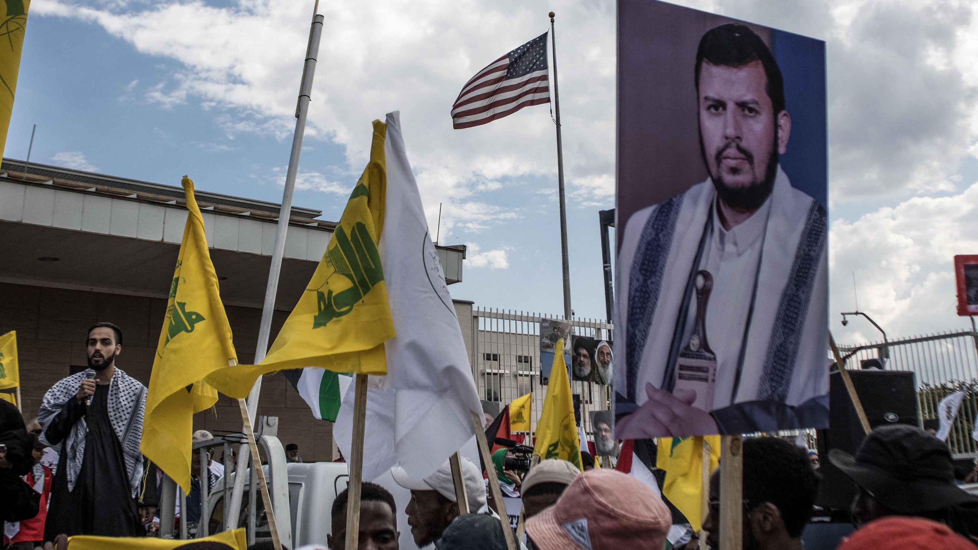 ما انعكاسات تشكيل "الحوثيين" حكومة جديدة على الواقع السياسي؟