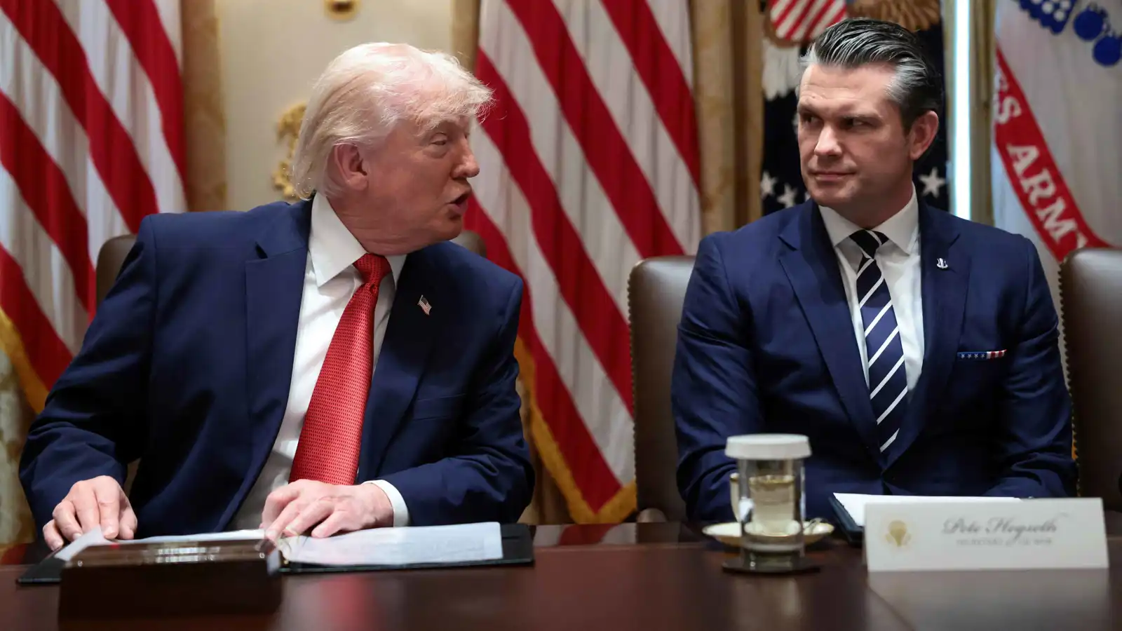 صحيفة: وسيط لهيغسيث سعى لاستثمار دفاعي ضخم قبيل الحرب