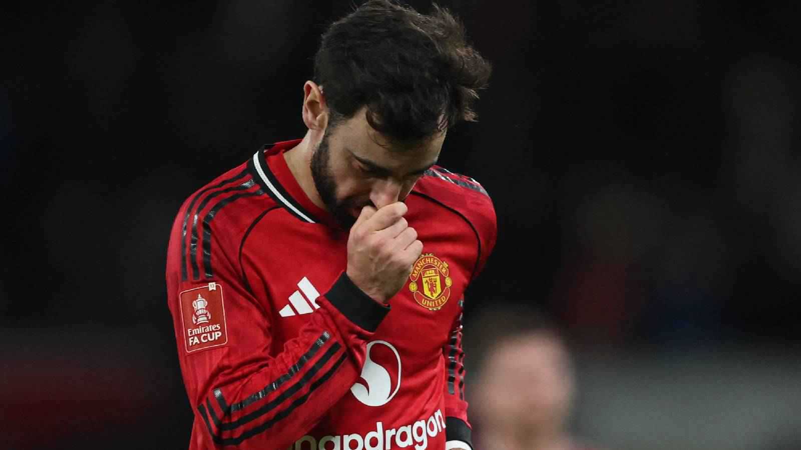 هاجم مُلاك النادي.. مانشستر يونايتد يعلن سرقة حساب برونو فرنانديز