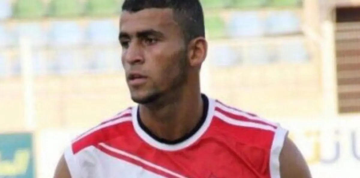 اللاعب العماني خالد الهاجري يوقع للظفرة الإماراتي