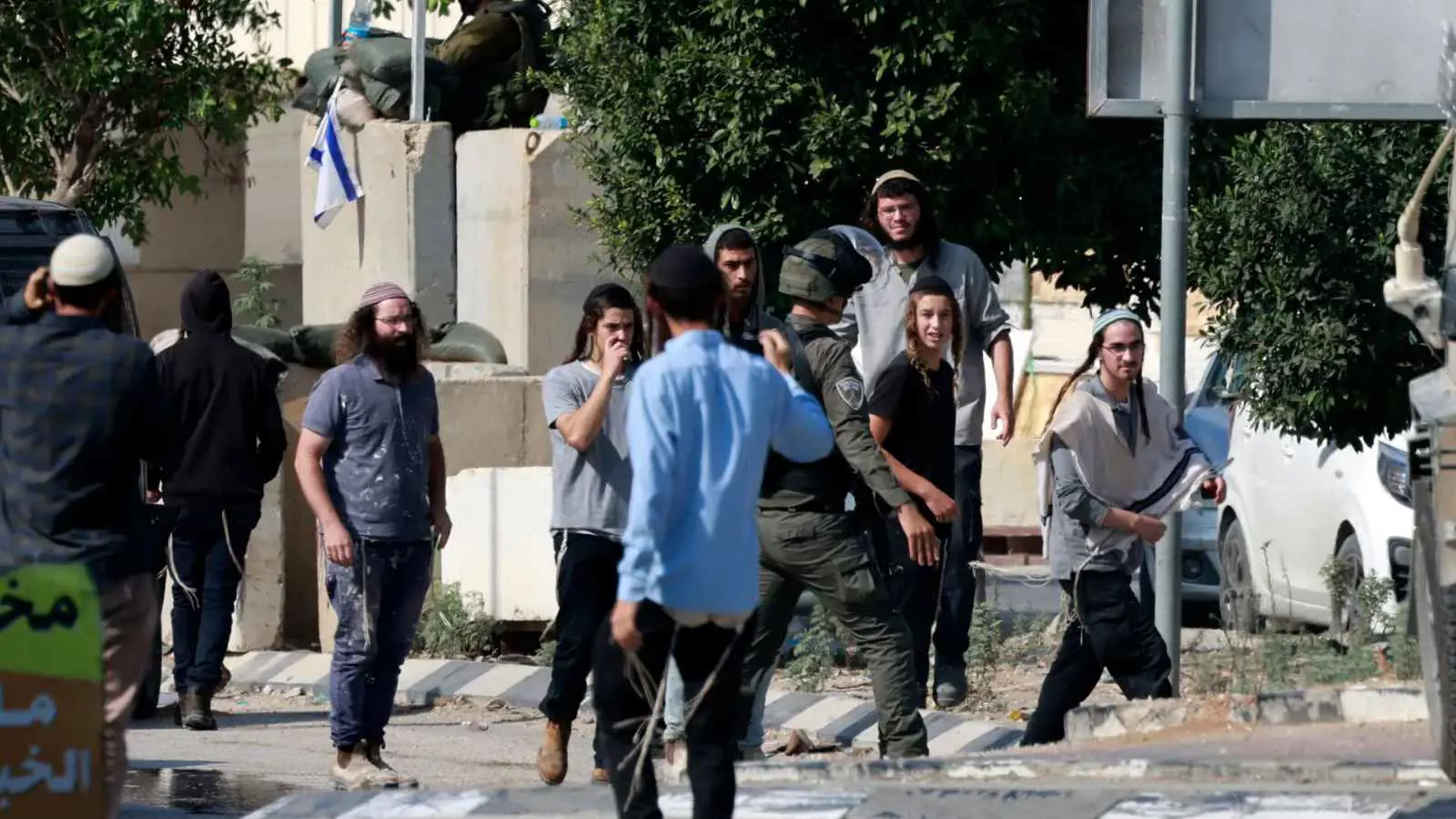 مستوطنو الضفة يهاجمون نتنياهو والجيش ويطالبون بـ"حرب مثل غزة ولبنان"