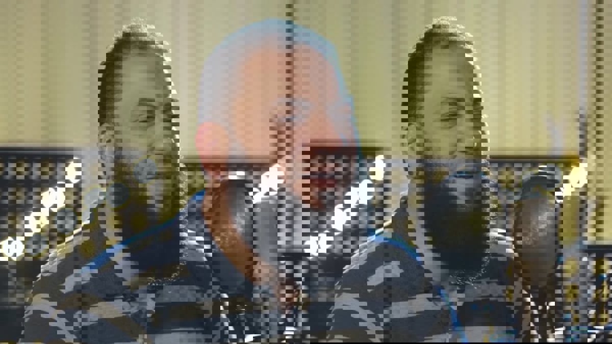 رثى نجله بطريقة مؤثرة.. من هو الداعية حازم شومان؟