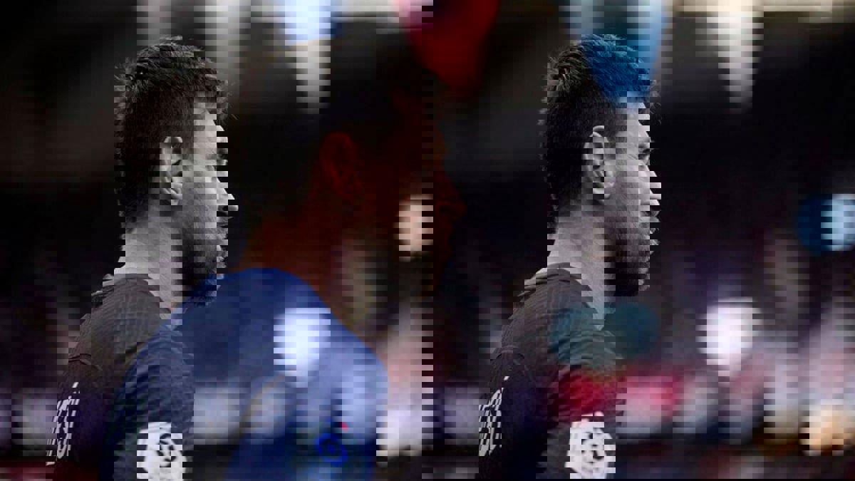 ليكيب: باريس سان جيرمان لم يعد متأكدًا من رغبته في تمديد عقد ميسي