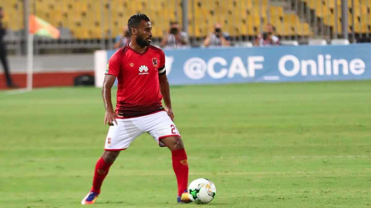 بسبب الرواتب.. حسام عاشور يفجر غضبا عارما في الأهلي