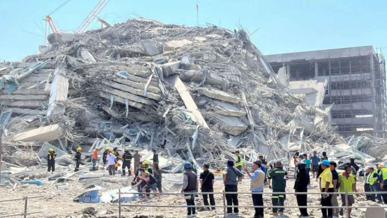 زلزال ميانمار.. كاميرات المراقبة ترصد موقفًا بطوليًا لممرضتين (فيديو)