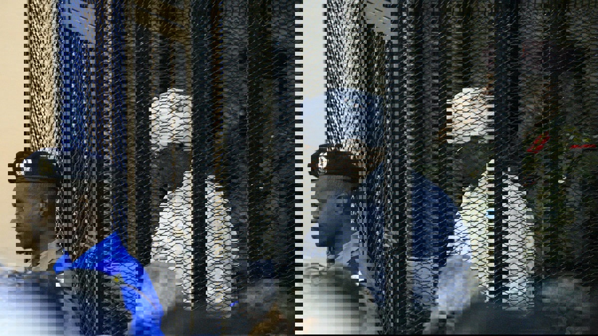 محكمة الخرطوم توجه إلى البشير تهمة حيازة أموال أجنبية بطريقة غير مشروعة