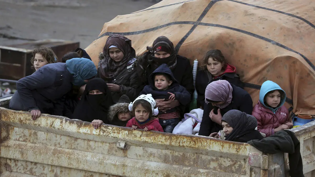 إدلب السورية .. 3 ملايين نسمة وجهاز وحيد لاختبارات "كورونا"