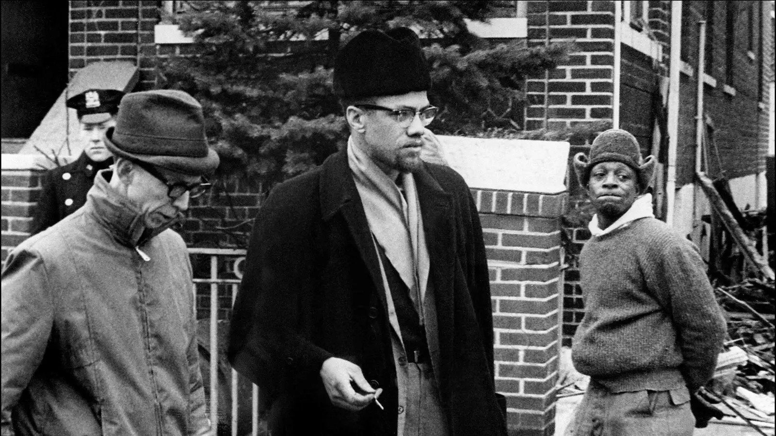 "دعوى قضائية".. عائلة مالكوم إكس تتهم المخابرات الأمريكية باغتياله