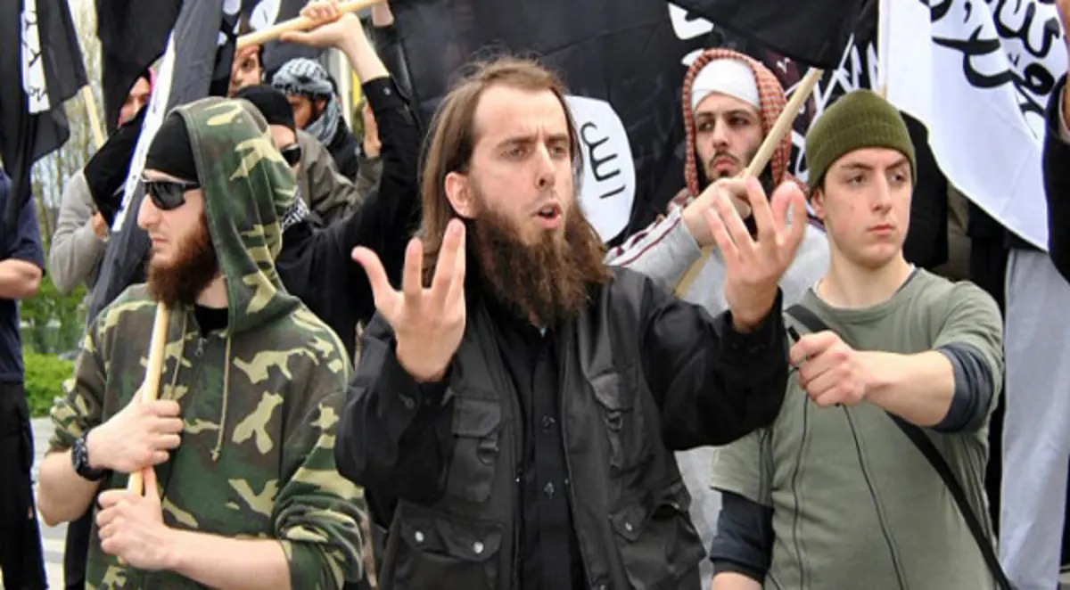 مقتل 100 متشدد فرنسي بسوريا والعراق