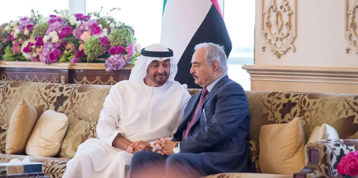 الشيخ محمد بن زايد يلتقي المشير خليفة حفتر في أبوظبي