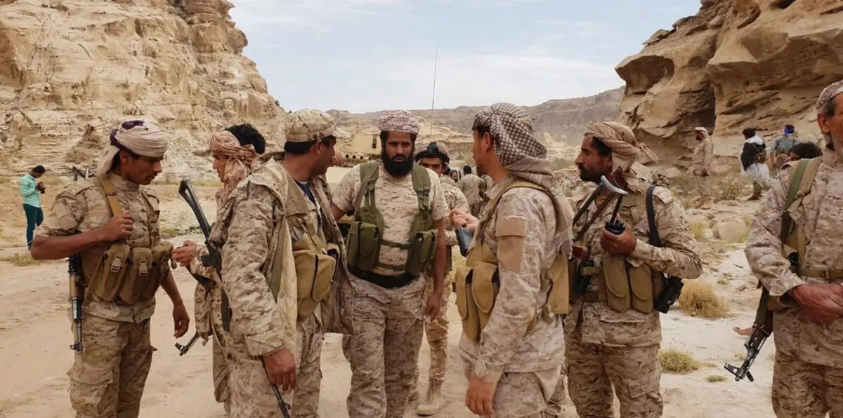 الجيش اليمني يسيطر على مواقع ومرتفعات جبلية قرب السعودية