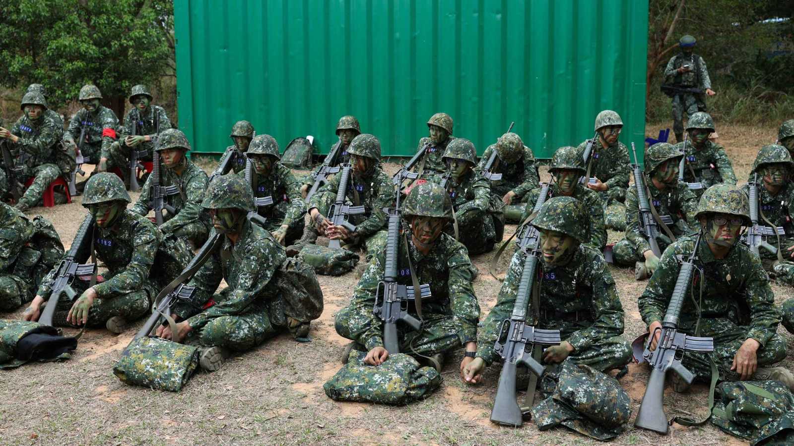 التهرّب من التجنيد.. عنوان أزمة جديدة في تايوان 