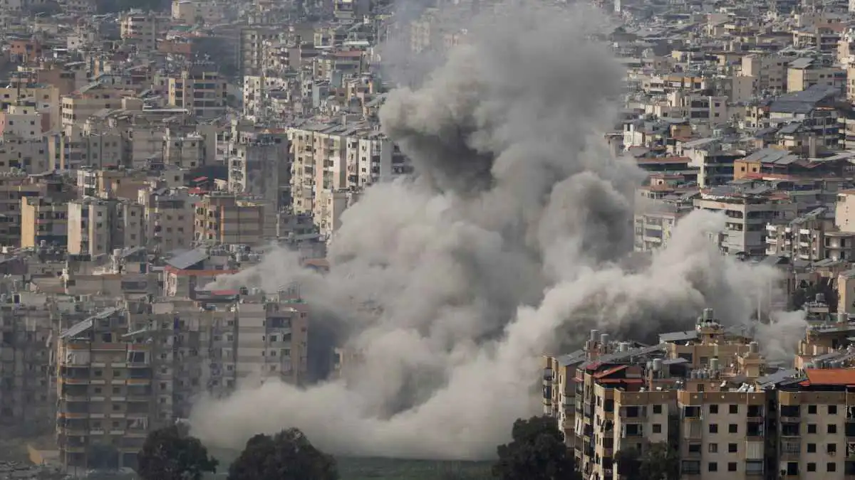 الجيش الإسرائيلي يشن غارات جديدة على لبنان (فيديو)