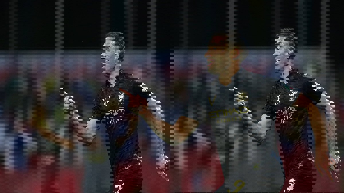 عبدالرزاق حمدالله يفجر أزمة جديدة داخل نادي النصر السعودي ويرفض السفر مع الفريق لمواجهة الفيصلي