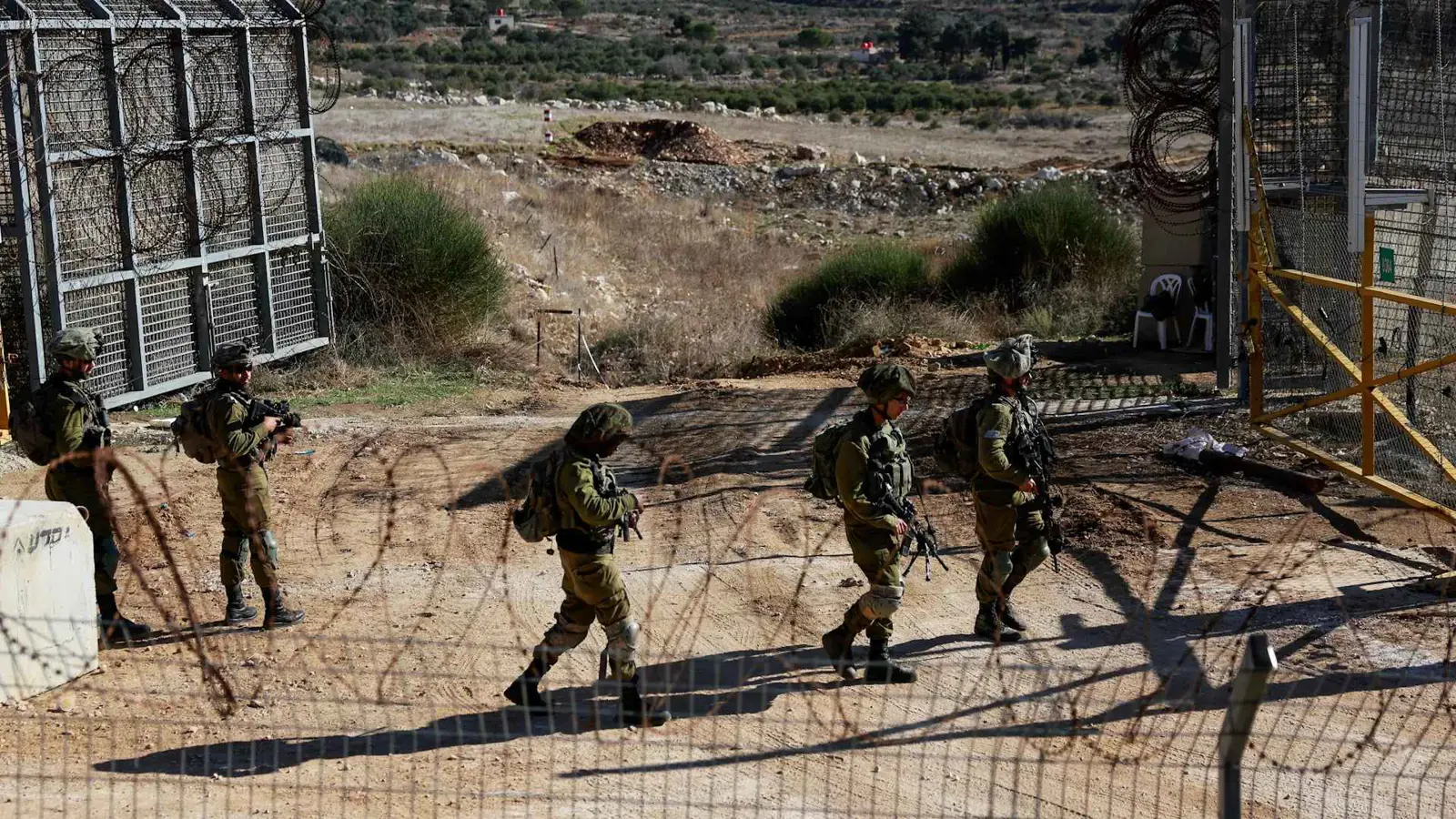 "نيويورك تايمز": إسرائيل تخطط لـ"وجود دائم" في المنطقة عبر سوريا