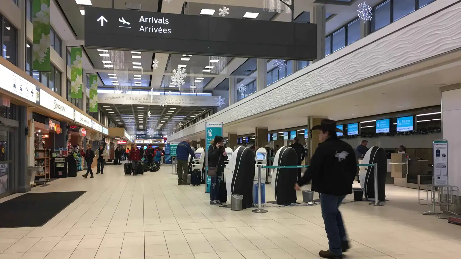 لانتقاد ترامب ودعم غزة.. قراصنة يخترقون أنظمة 4 مطارات بأمريكا وكندا (فيديو)