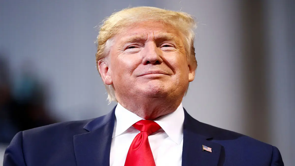 رئيسة مجلس النواب الأمريكي: ترامب "جبان"