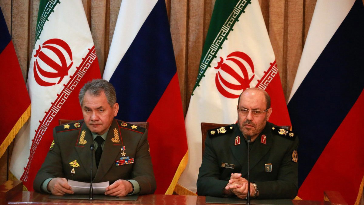 المرصد: إيران تتفوق على روسيا في "صراع النفوذ" على الأراضي السورية