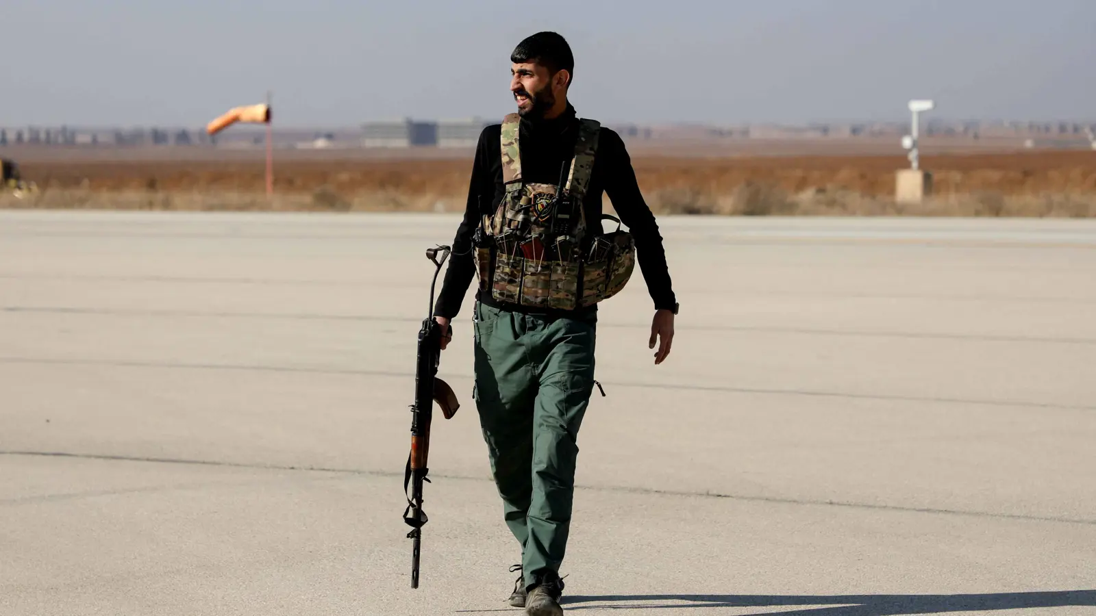 معارك "تكسير عظم" شرق حلب بين "قسد" وفصائل موالية لتركيا.. لمن الغلبة؟