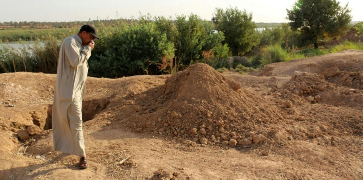 تقرير: 80 ألفًا من قتلى داعش انتهوا في حفر جماعية أو التهمتهم الكلاب‎