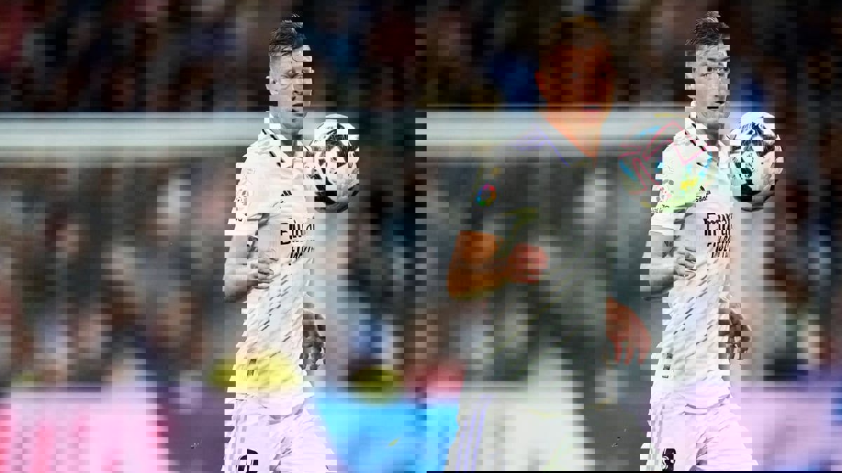 صحف رياضية: كروس يقرر في فبراير.. خطة تشافي.. وتحذير ليوفنتوس