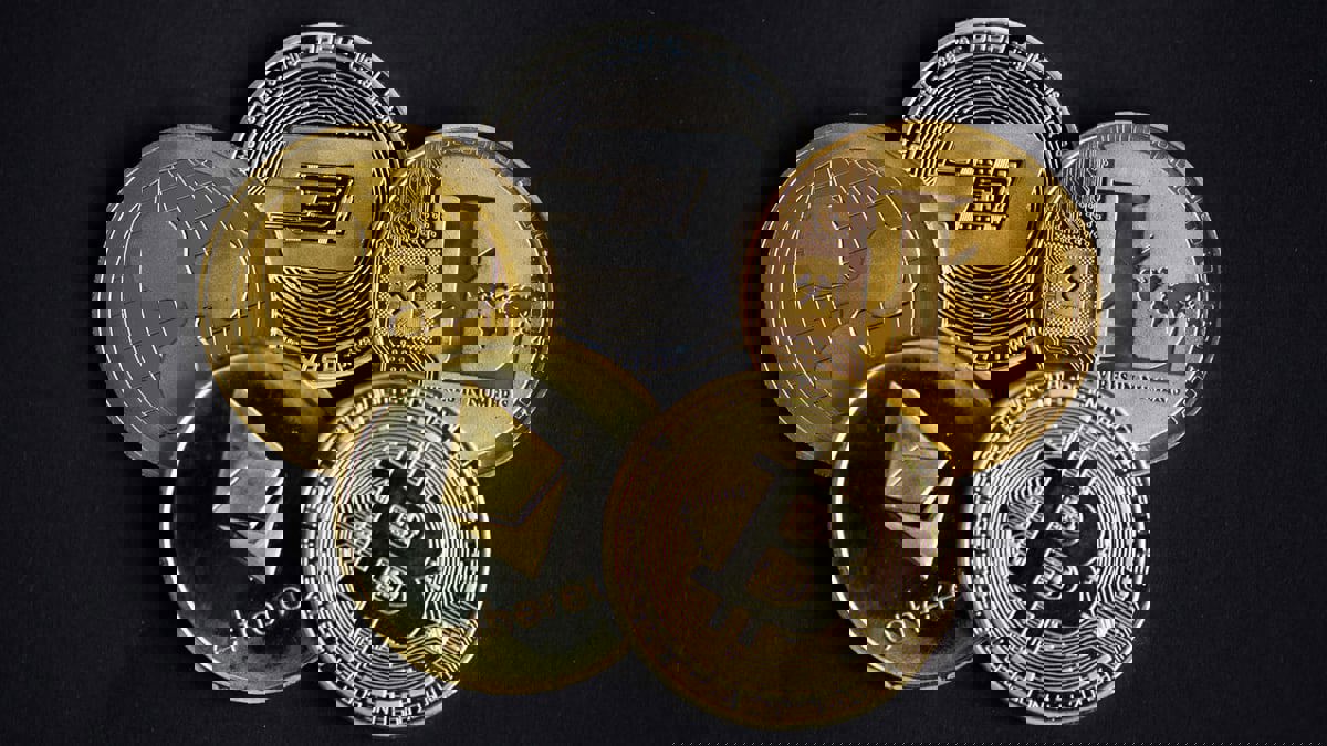 بريطانيا تطلق خطة لتنظيم العملات المشفرة بعد انهيار بورصة "FTX" 

