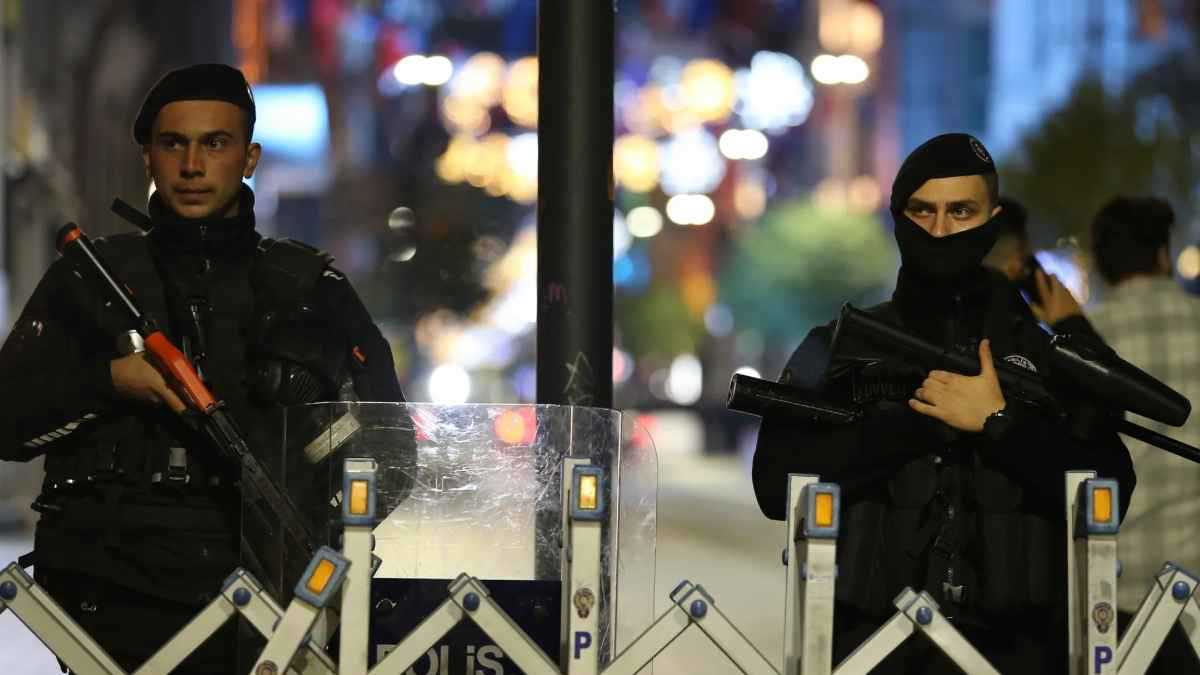 تركيا.. اعتقال 125 شخصاً يشتبه بانتمائهم لـ"داعش"